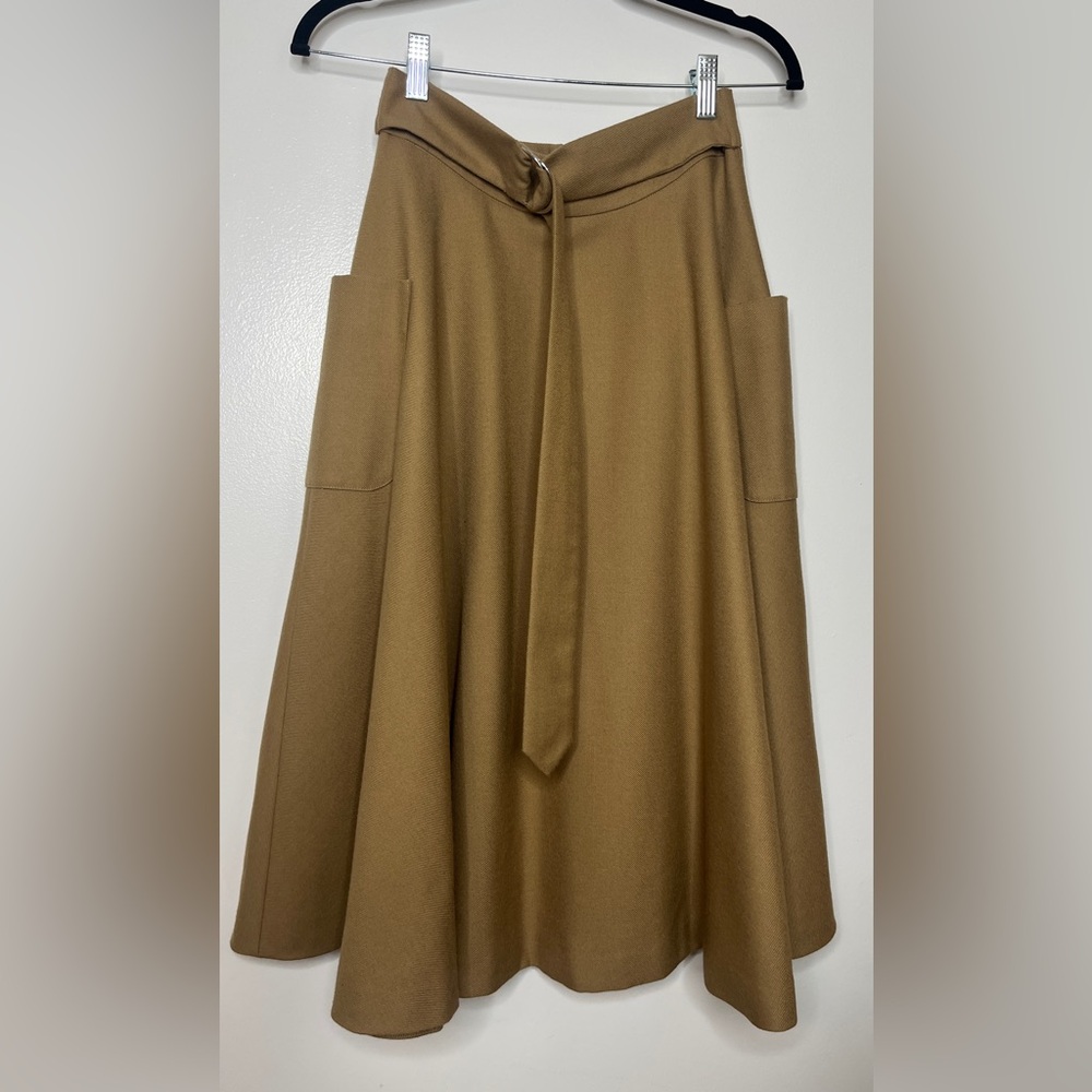 Tan A-Line Women's Skirt

Brand new condition 

Make me an offer